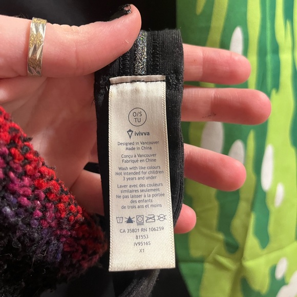 black ivivva and lululemon headbands - Picture 4 of 4